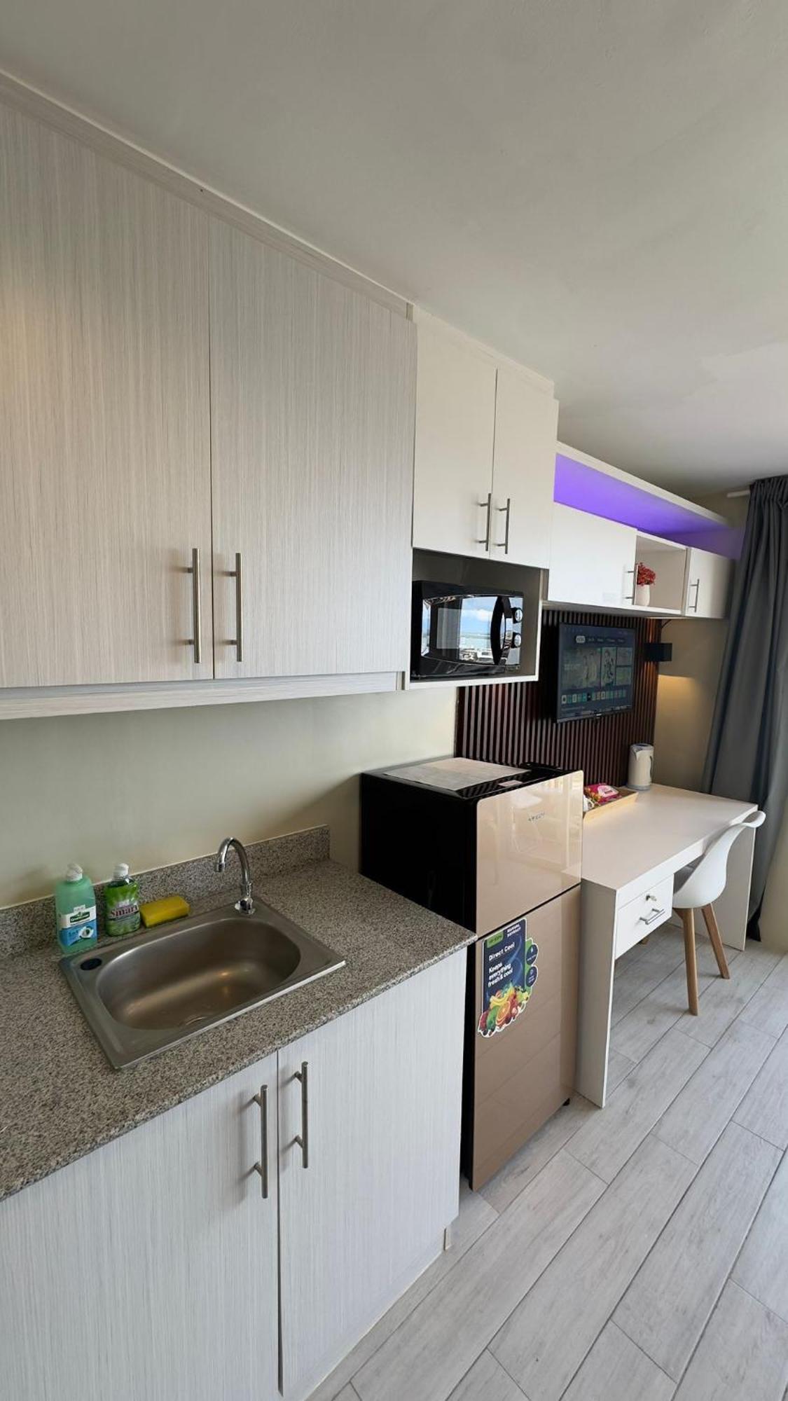 Modern & Comfy Studio - Steps From Ayala Mall, Cebu City Экстерьер фото