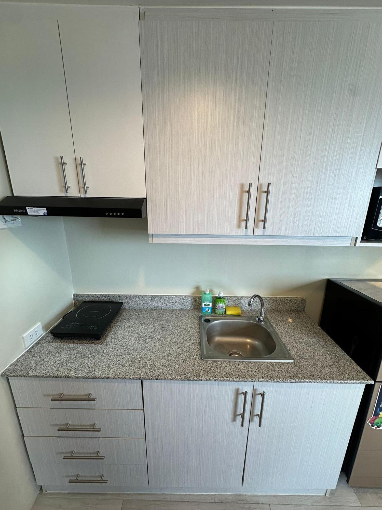 Modern & Comfy Studio - Steps From Ayala Mall, Cebu City Экстерьер фото