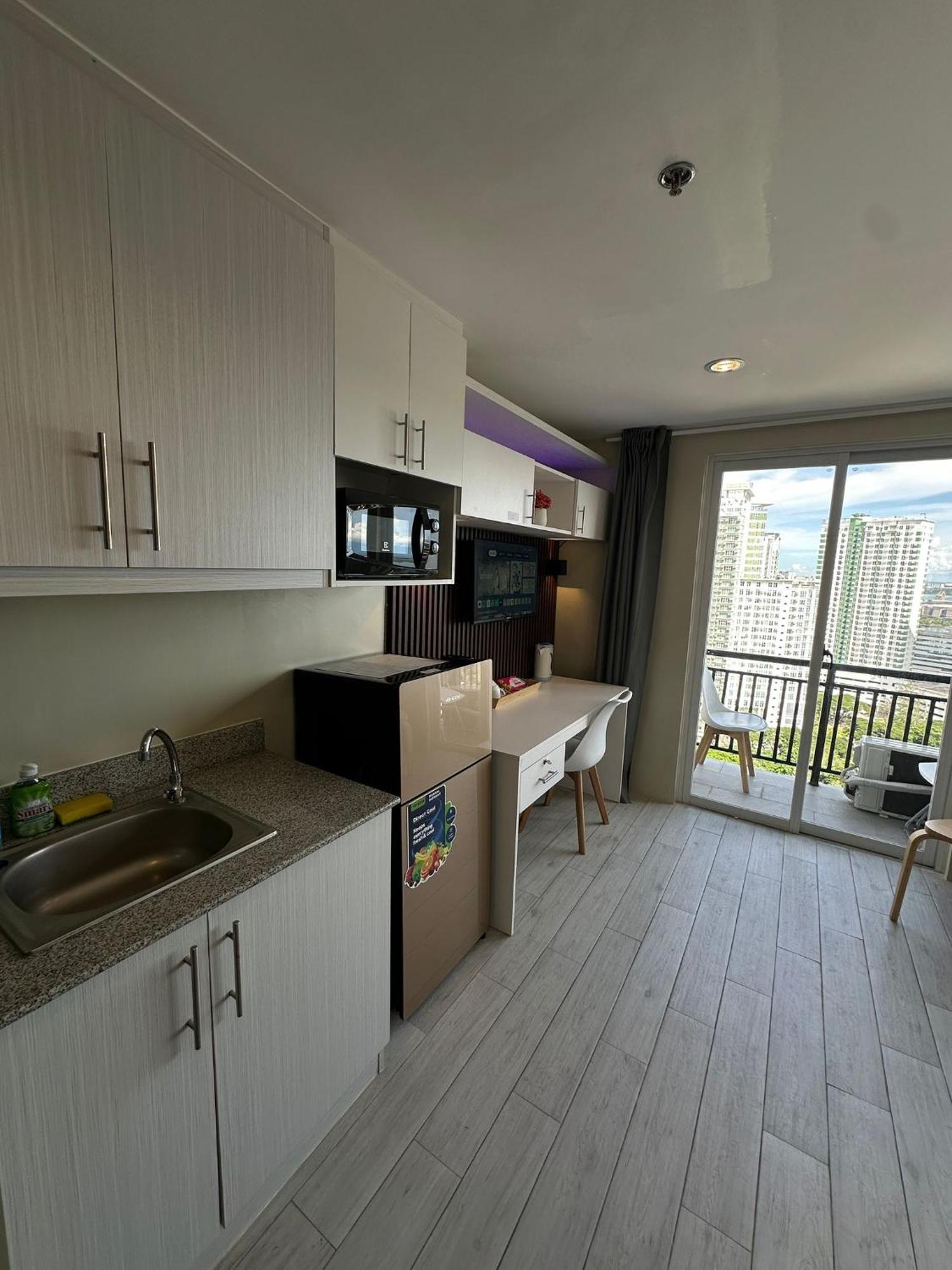 Modern & Comfy Studio - Steps From Ayala Mall, Cebu City Экстерьер фото